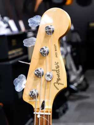 Fender - Player Jazz Bass Pau Ferro - Candy Apple Red 2